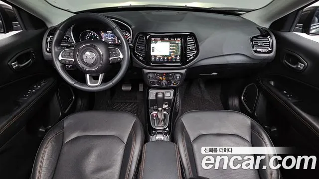Jeep Compass 2021 — фото 9