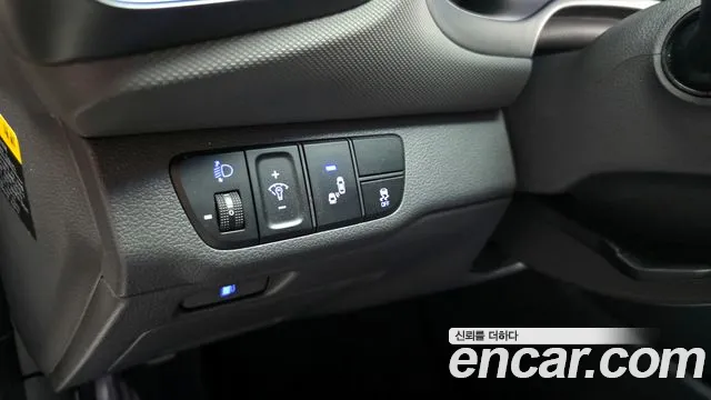 Hyundai Ioniq 2016 — фото 14