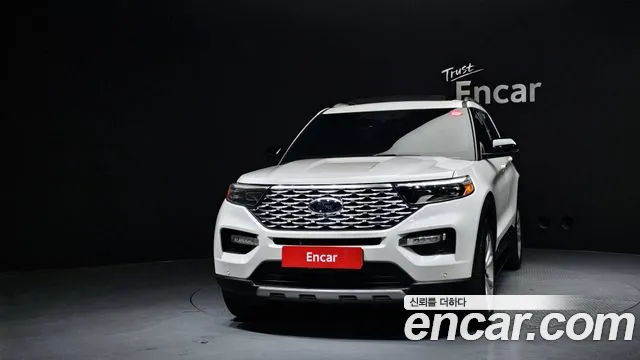 Ford Explorer 2022 — фото 3