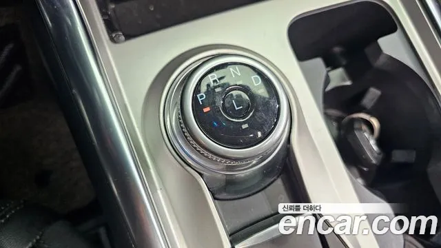 Ford Explorer 2022 — фото 12