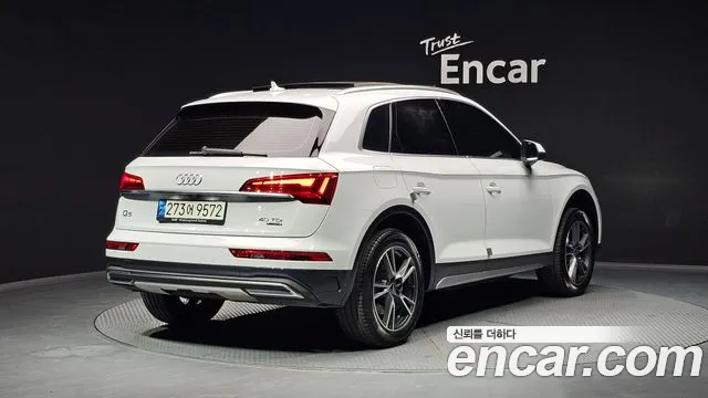 Audi Q5 2021 — фото 2