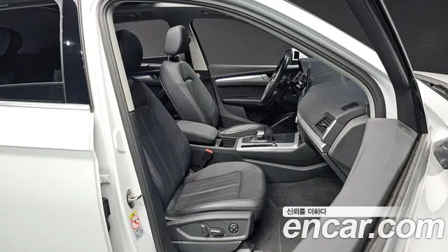 Audi Q5 2021 — фото 12