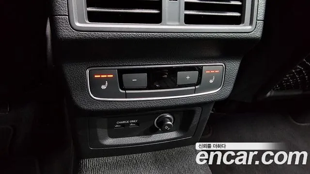 Audi Q5 2021 — фото 19