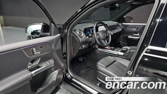 Mercedes-Benz GLB-Class 2021 — фото 13