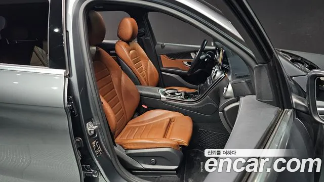 Mercedes-Benz GLC-Class 2018 — фото 12