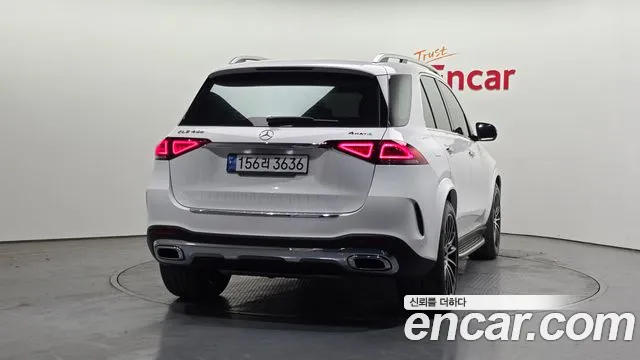 Mercedes-Benz GLE-Class 2023 — фото 4
