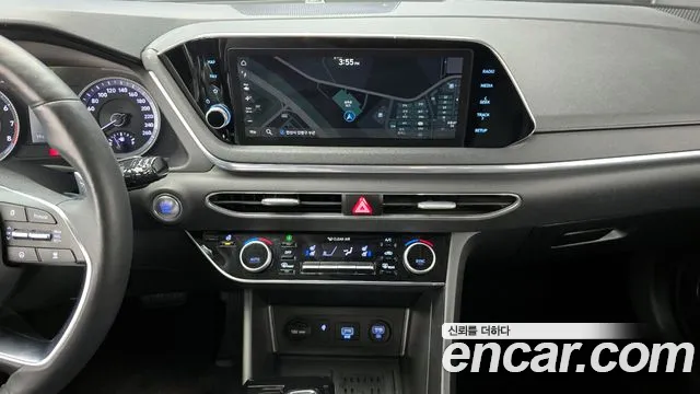 Hyundai Sonata 2020 — фото 20