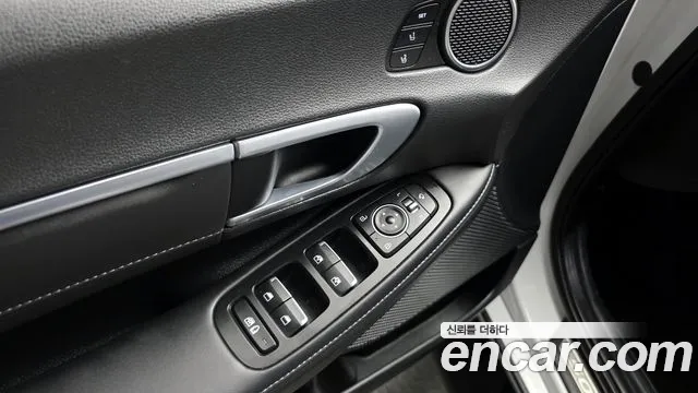 Hyundai Sonata 2022 — фото 13