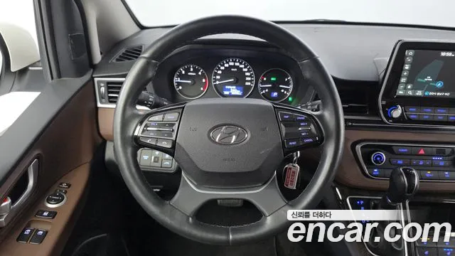 Hyundai Starex 2021 — фото 14