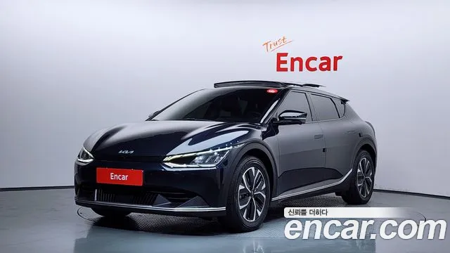 Kia EV6 2022 — фото 1