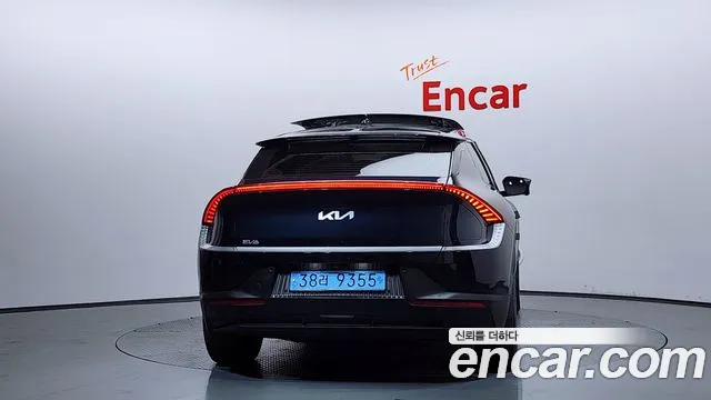 Kia EV6 2022 — фото 4