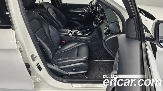 Mercedes-Benz GLC-Class 2018 — фото 18
