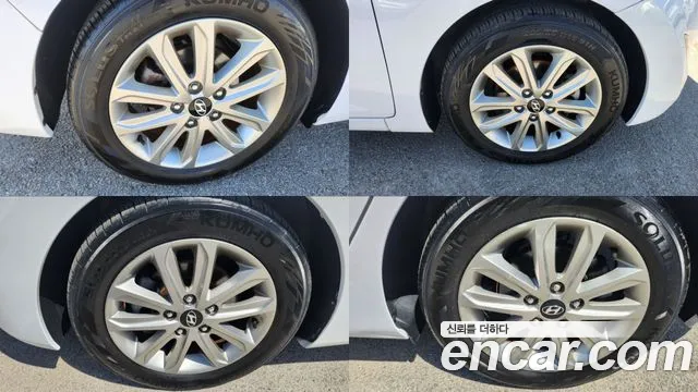 Hyundai AVANTE 2014 — фото 16