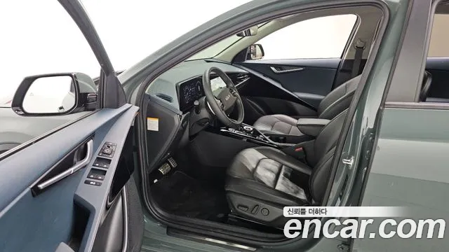 Kia Niro 2022 — фото 13
