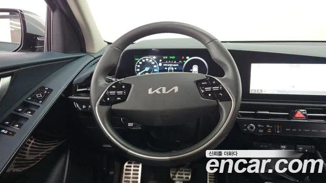 Kia Niro 2022 — фото 17