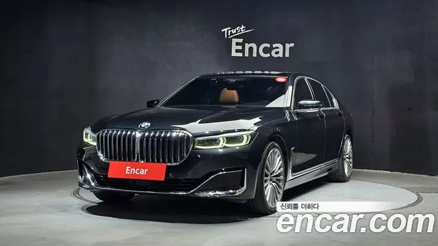 BMW 7-Series 2022 — фото 1
