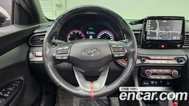 Hyundai Veloster 2018 — фото 14