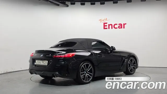 BMW Z4 2020 — фото 20