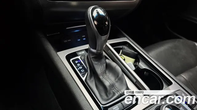 Hyundai Genesis 2015 — фото 9