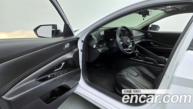 Hyundai AVANTE 2021 — фото 10
