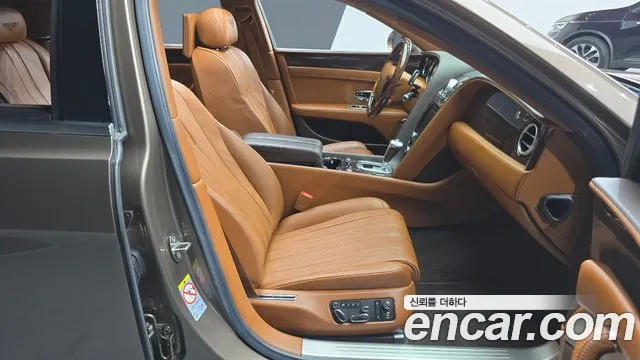 Bentley Flying Spur 2014 — фото 11