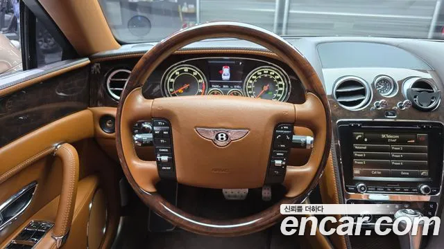 Bentley Flying Spur 2014 — фото 13