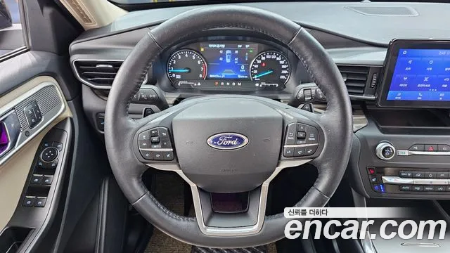 Ford Explorer 2020 — фото 19