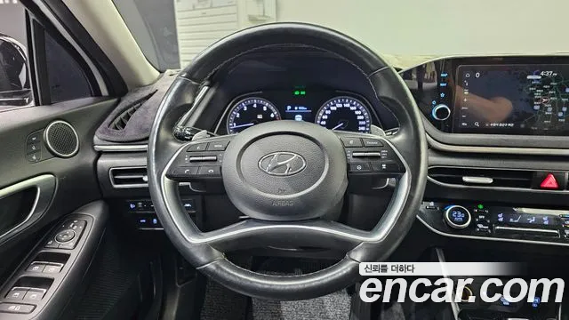 Hyundai Sonata 2021 — фото 19