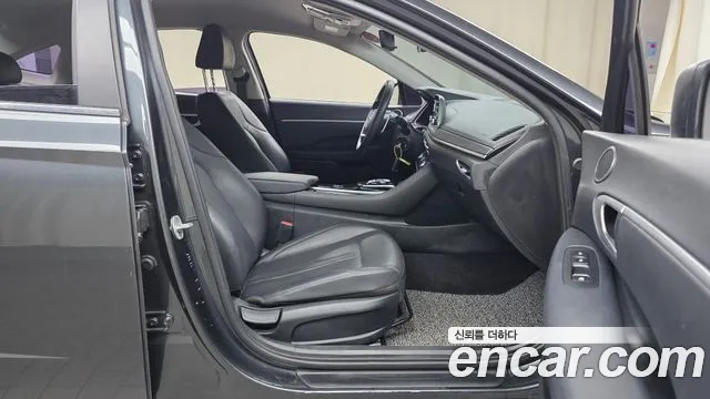 Hyundai Sonata 2020 — фото 17