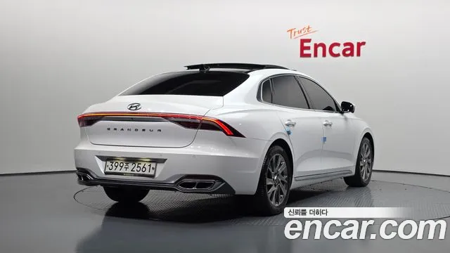 Hyundai Grandeur 2020 — фото 2
