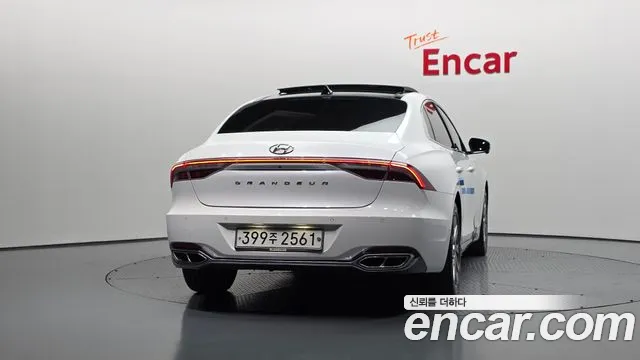 Hyundai Grandeur 2020 — фото 4