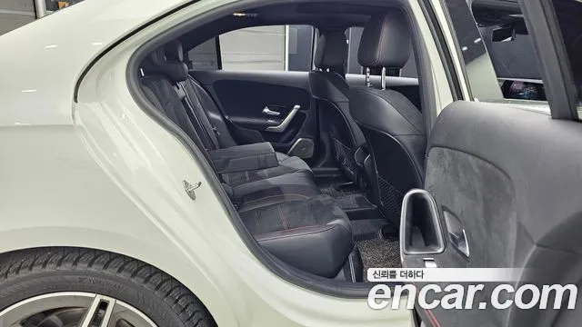 Mercedes-Benz A-Class 2022 — фото 17