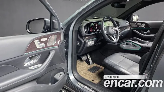 Mercedes-Benz GLE-Class 2022 — фото 13