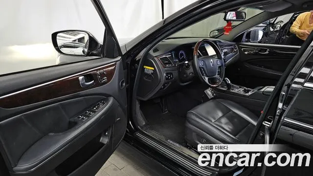 Hyundai Equus 2015 — фото 10