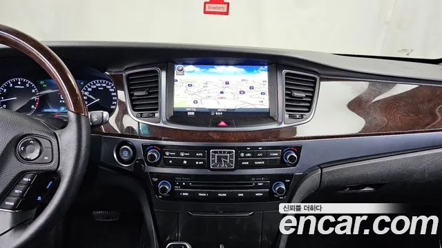 Hyundai Equus 2015 — фото 14