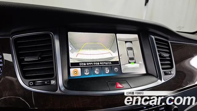 Hyundai Equus 2015 — фото 15