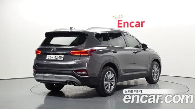 Hyundai Santafe 2019 — фото 2