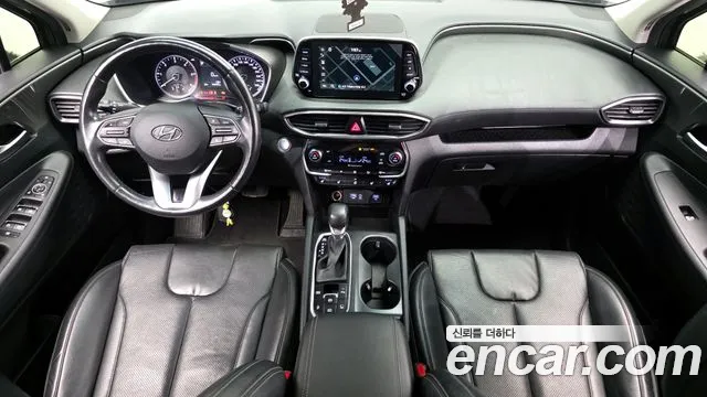 Hyundai Santafe 2019 — фото 10