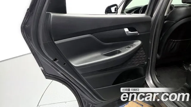 Hyundai Santafe 2019 — фото 15