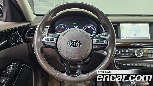 Kia K7 2018 — фото 19