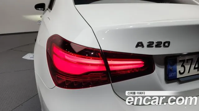 Mercedes-Benz A-Class 2025 — фото 8
