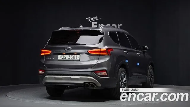 Hyundai Santafe 2019 — фото 2