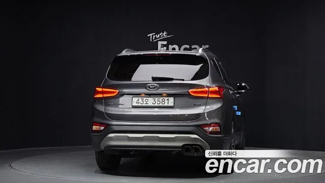 Hyundai Santafe 2019 — фото 4