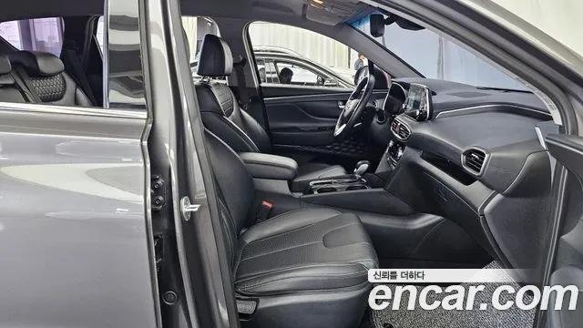 Hyundai Santafe 2019 — фото 17