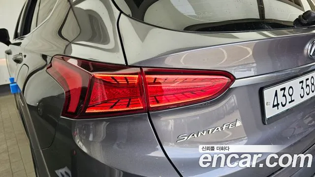 Hyundai Santafe 2019 — фото 9