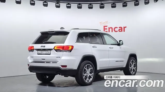 Jeep Cherokee 2019 — фото 2