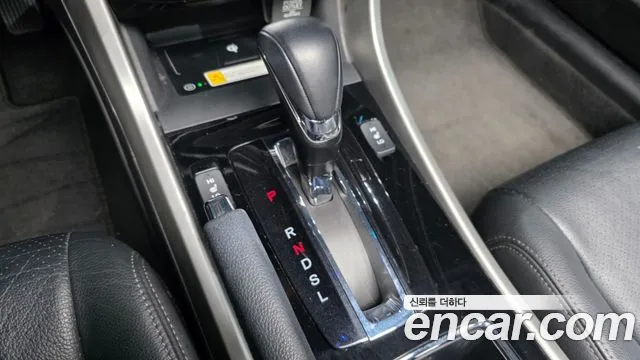 Honda Accord 2017 — фото 11