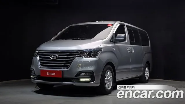 Hyundai Starex 2019 — фото 1