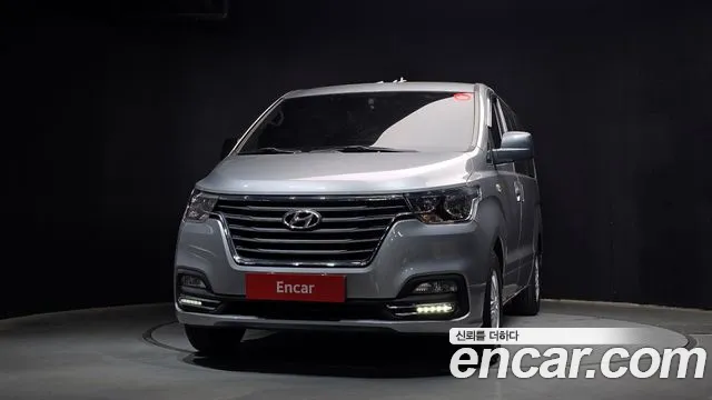 Hyundai Starex 2019 — фото 3