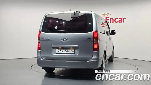 Hyundai Starex 2017 — фото 4